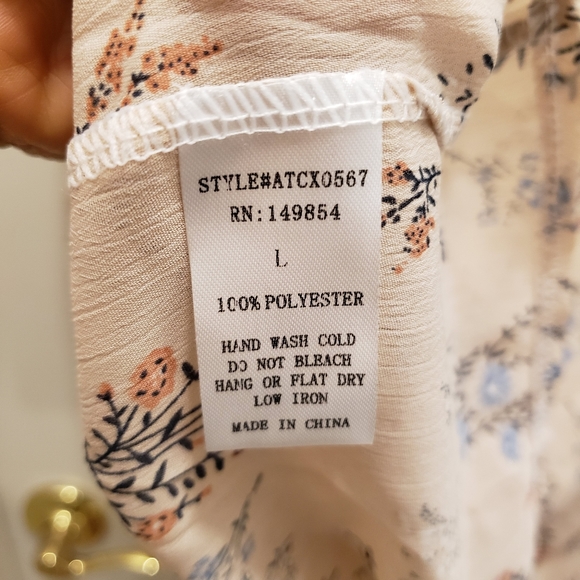 Sadie & Sage Peach Ruffle Blouse - Picture 6 of 6